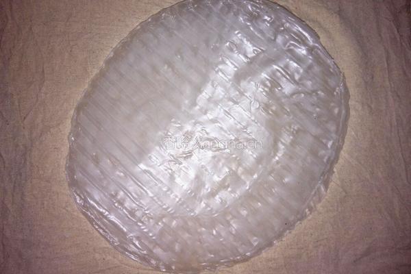 凉拌绿豆粉皮的做法图解1