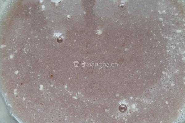 香蕉草莓慕斯（6寸）的做法图解3