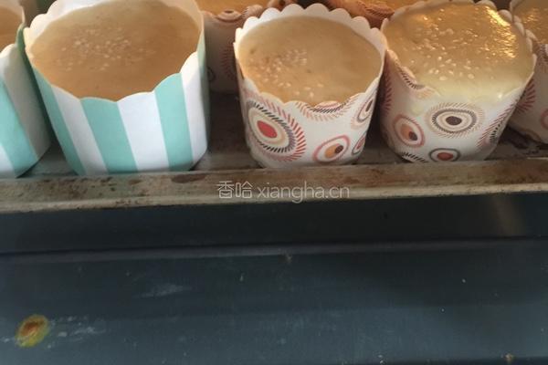 蜂蜜无水纸杯小蛋糕的做法图解10