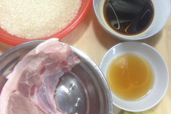 江南地方特色猪肉饭的做法图解1