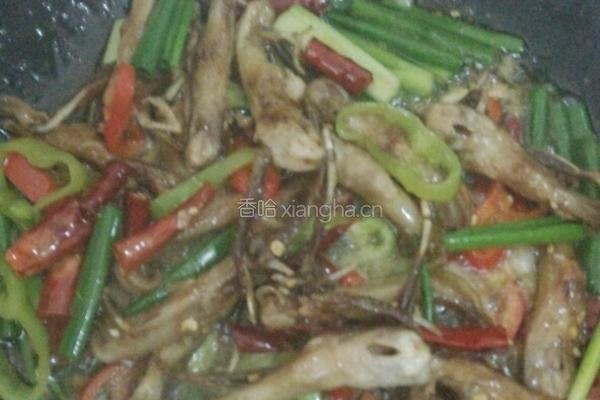椒盐鸭舌的做法图解11