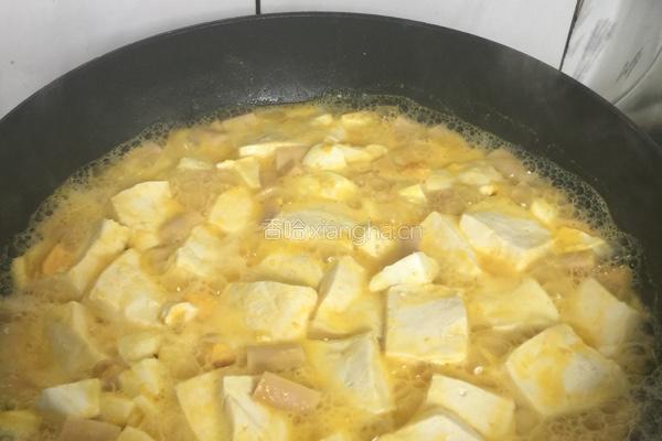 咸蛋火腿烧豆腐的做法图解5