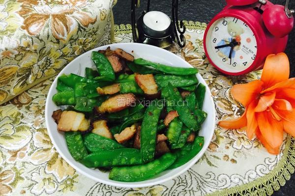荷兰豆炒腊肉