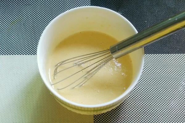 奶香鸡蛋饼的做法图解4
