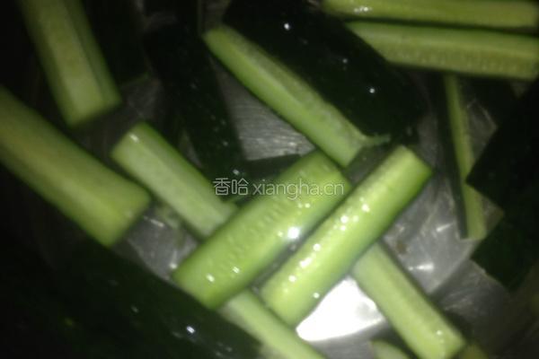 腌黄瓜的做法图解2