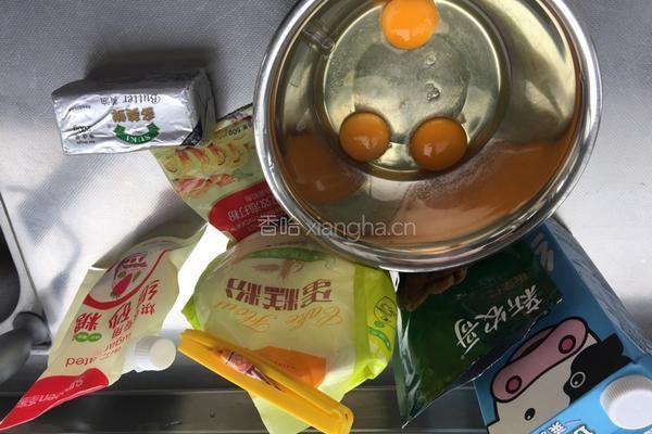 栗子蛋糕的做法图解1