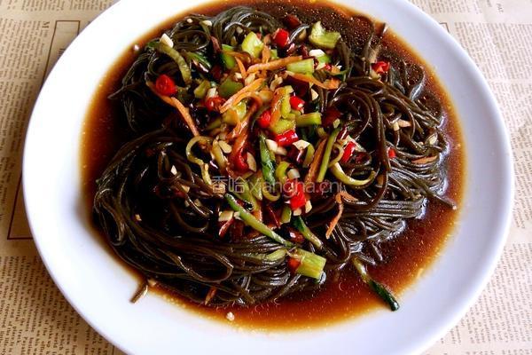 酸辣蕨根粉的做法图解10