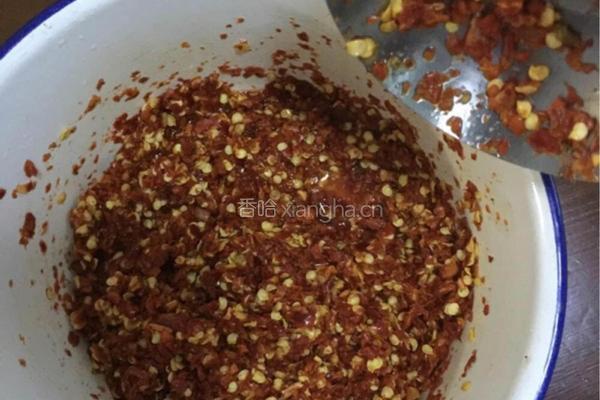 鲜族风味辣椒酱腌鳕鱼的做法图解3