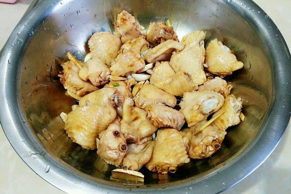 香菇蒸鸡翅的做法图解7
