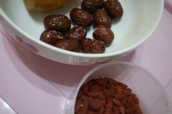 胡萝卜茶的做法图解1