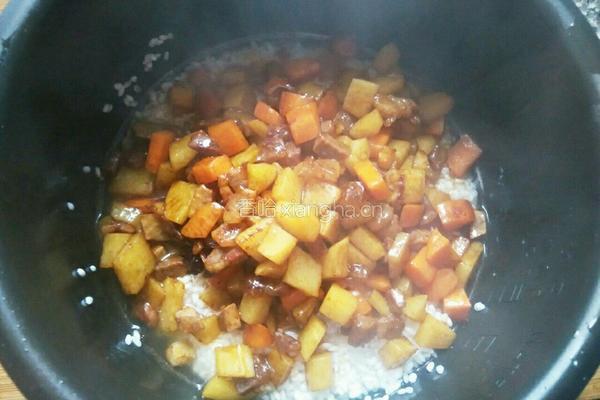 腊肉土豆焖饭的做法图解10