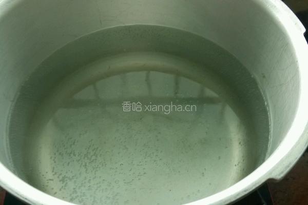 地瓜粥的做法图解1