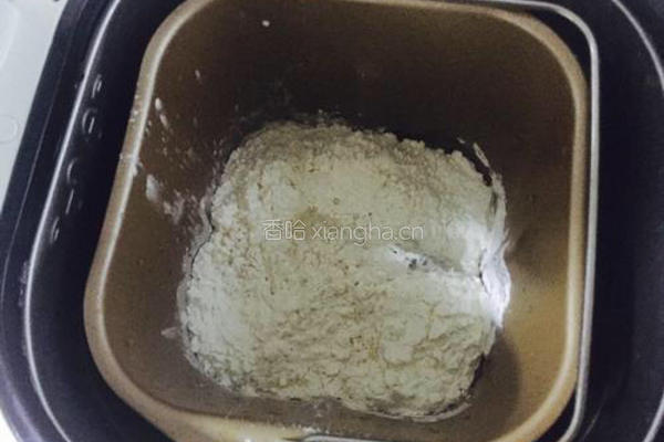 紫薯花式面包的做法图解1