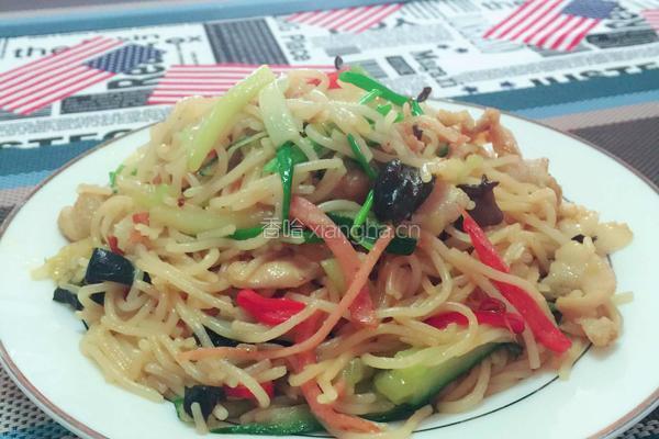 南昌肉丝炒粉(南昌米粉)