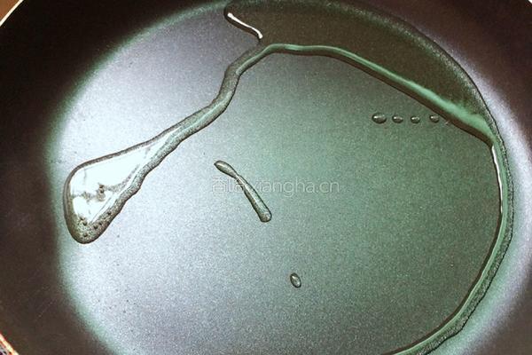 鸡蛋胡萝卜丝饼的做法图解2