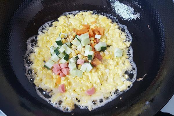 蛋炒饭的做法图解3