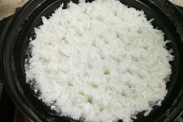 豉汁排骨煲仔饭的做法图解2