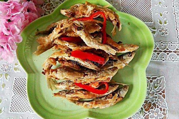 油炸小鱼