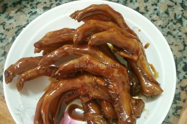 酱油焖鸭脚的做法图解3
