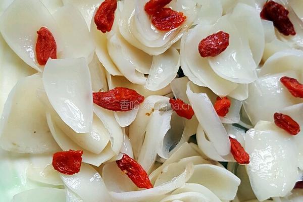 油盐枸杞蒸百合的做法图解6