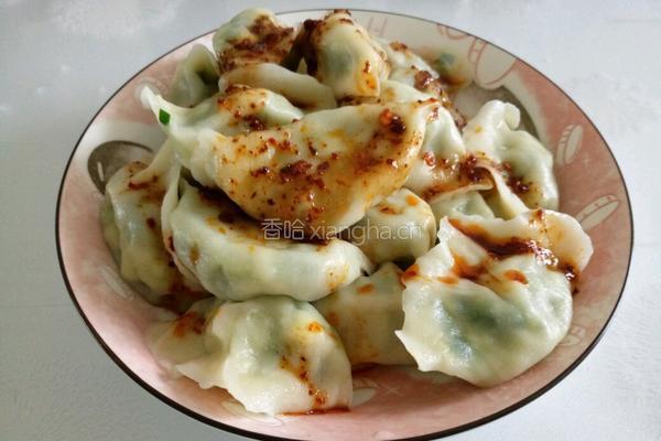 韭菜鸡蛋水饺的做法图解10
