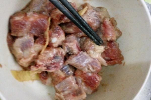 橙子排骨的做法图解1