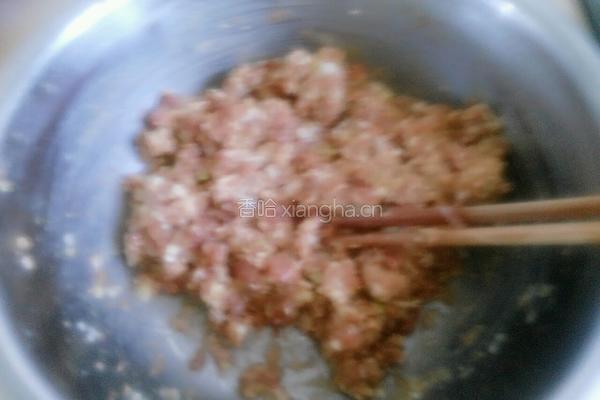 猪肉茴香馅饺子的做法图解4