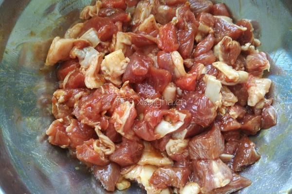孜然牙签羊肉的做法图解4