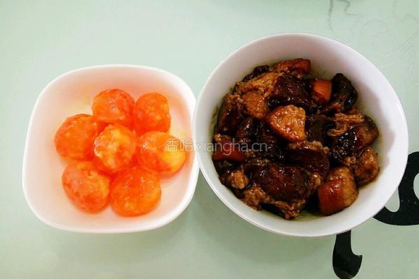 包粽子(蛋黄肉粽)的做法图解1