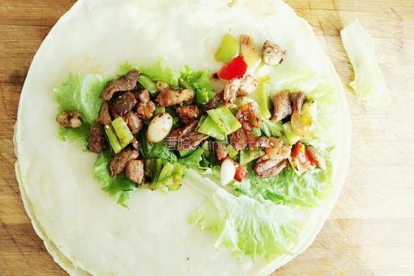 煎饼卷菜的做法图解12