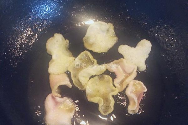 香酥虾片的做法图解3