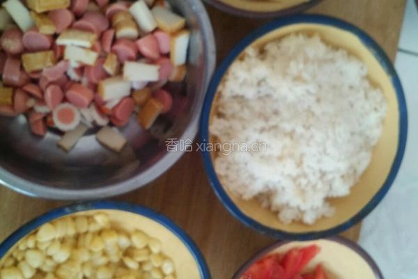 什锦丸子炒饭的做法图解1