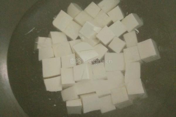 红烧豆腐的做法图解1
