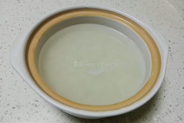 煲仔饭的做法图解1