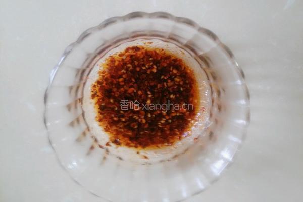 皮蛋豆腐的做法图解3