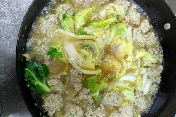 肉丸白菜汤的做法图解4