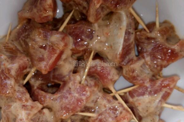 牙签肉（猪肉）的做法图解4