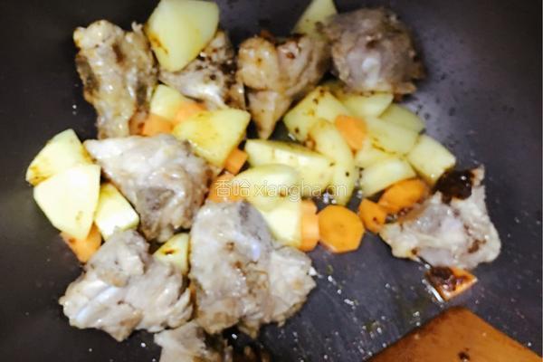 红烧土豆排骨的做法图解5