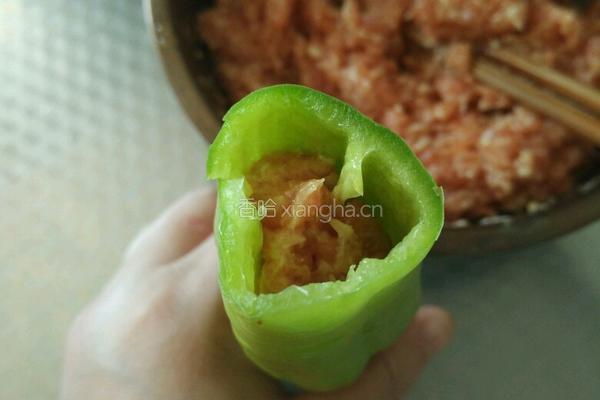 肉酿虎皮尖椒的做法图解8