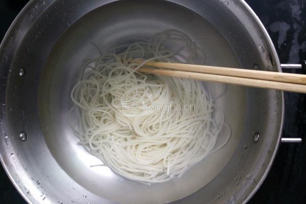 面条鸡蛋的做法图解4