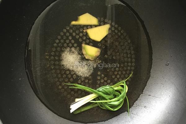 盐水斑节虾的做法图解1