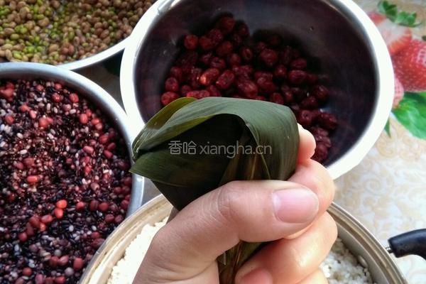 自制杂粮粽子的做法图解5