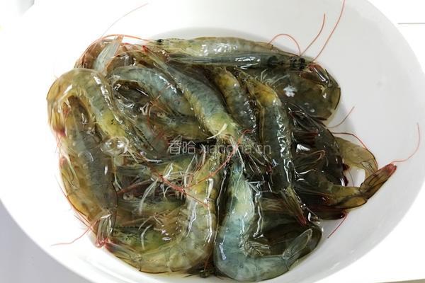 懒人菜之健康水煮虾的做法图解1
