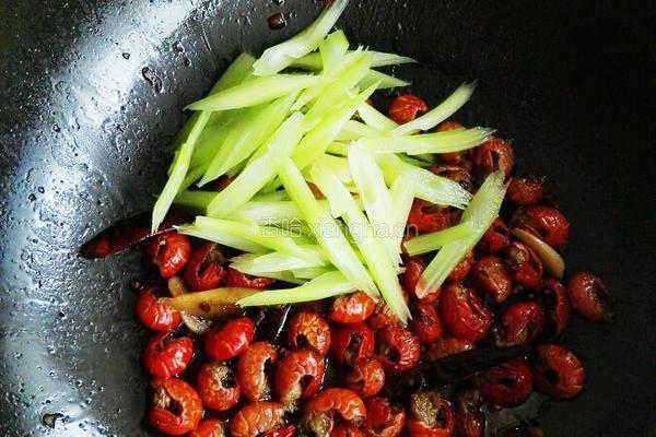 西芹炒虾尾的做法图解13
