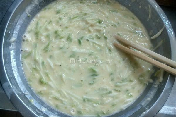 西葫芦虾皮鸡蛋煎饼的做法图解5