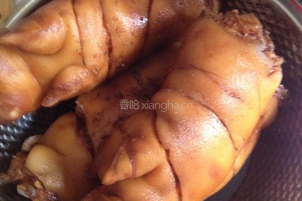 自制卤猪蹄的做法图解2