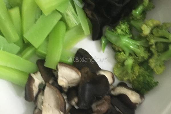 麻辣香锅的做法图解2