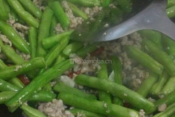 肉末炒四季豆的做法图解5
