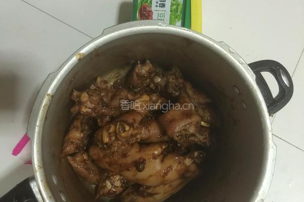 酱猪蹄的做法图解6