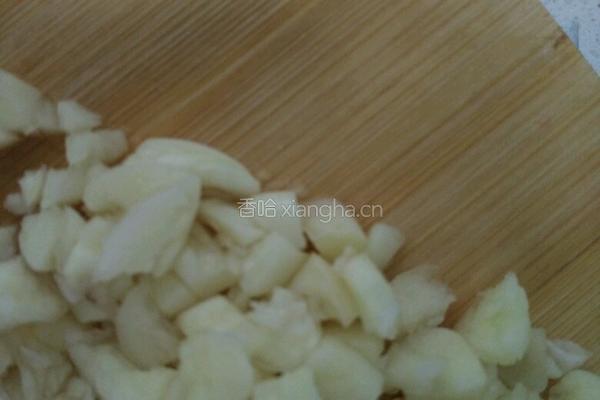 耗油蒜泥生菜的做法图解2
